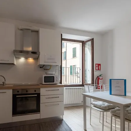 Residenza Capriolo 28 - F&l *