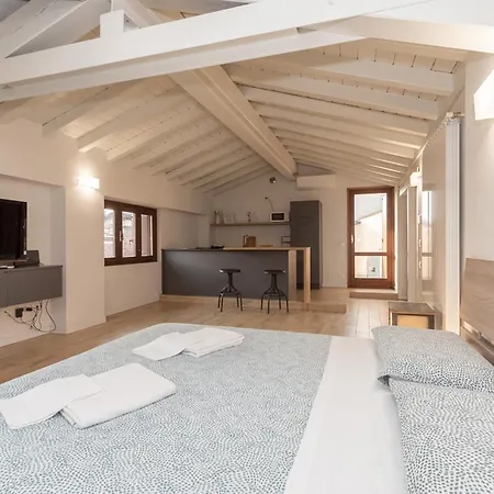 Residenza Capriolo 28 - F&l Appartement